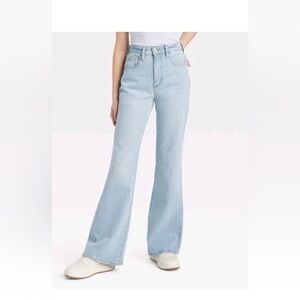 Universal Thread High Rise Flare Women's Blue Jeans Size 16 long light wash